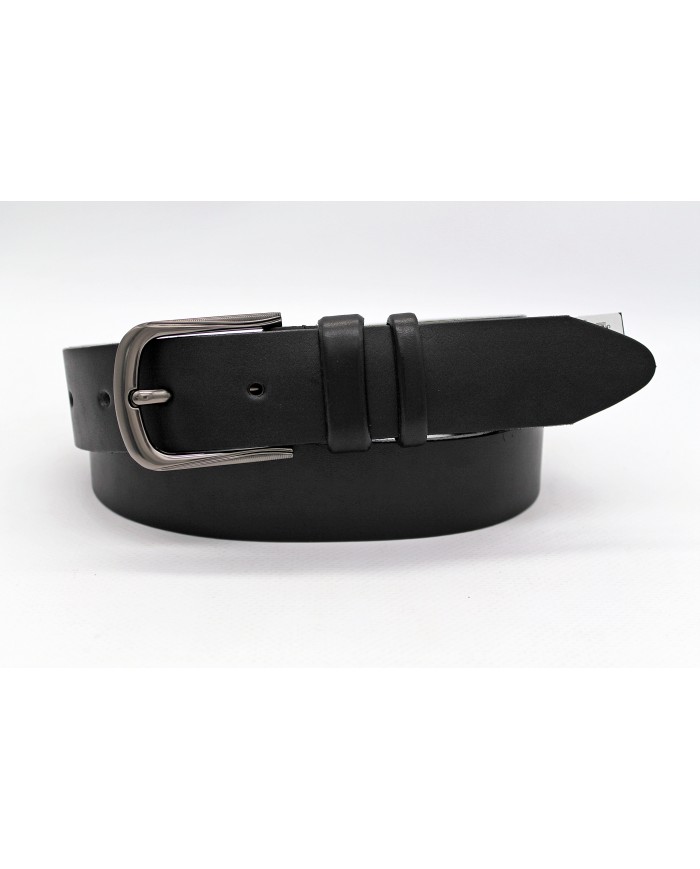 Men's genuine leather belt with metal buckle